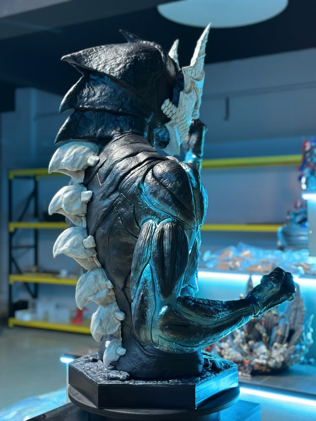 Kaiju Oozi Lavala 1St | eBay