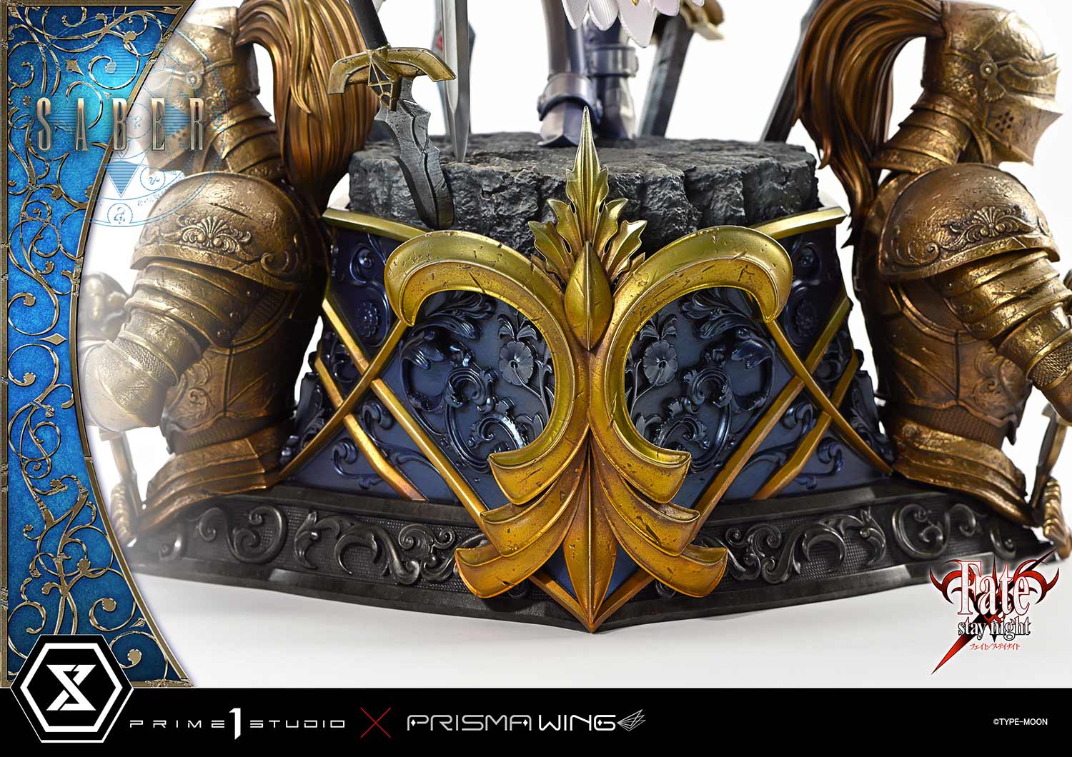 Saber 1/4 Scale Statue: Ultimate Fate/stay night Collector's Saber 1/4 Scale Statue: Ultimate Fate/stay night Collector's