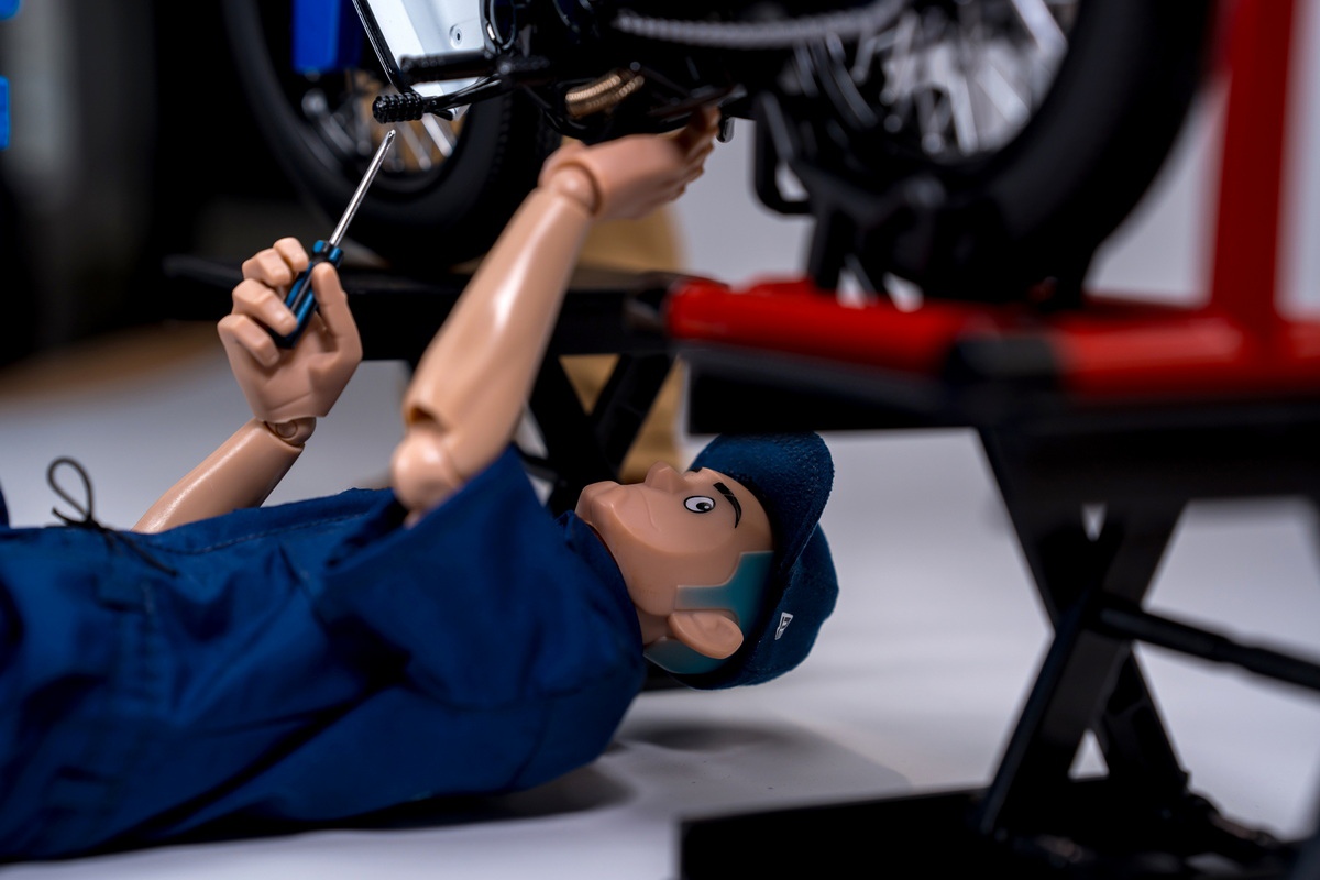 TrickyMan12 - Original 1/6 T.R.C Mechanic Figure 202502a/b
