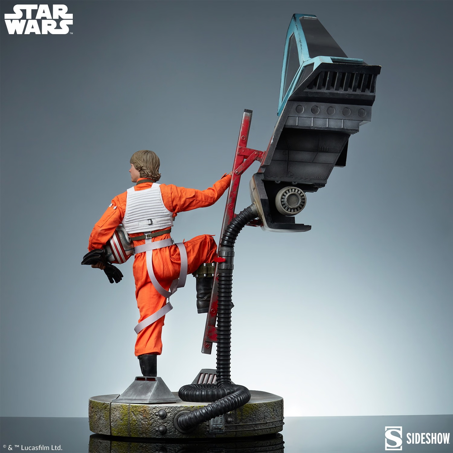 Sideshow Collectibles - Luke Skywalker & X-Wing: Red Five
